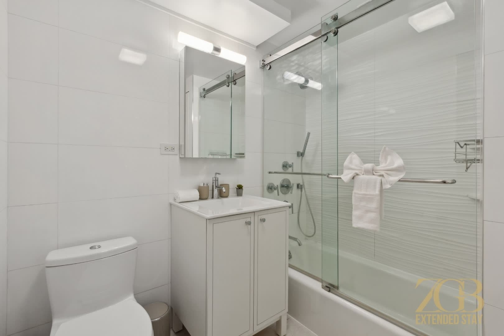 Parkside Prime IV | Upper East Side | Designer Suite photo 11
