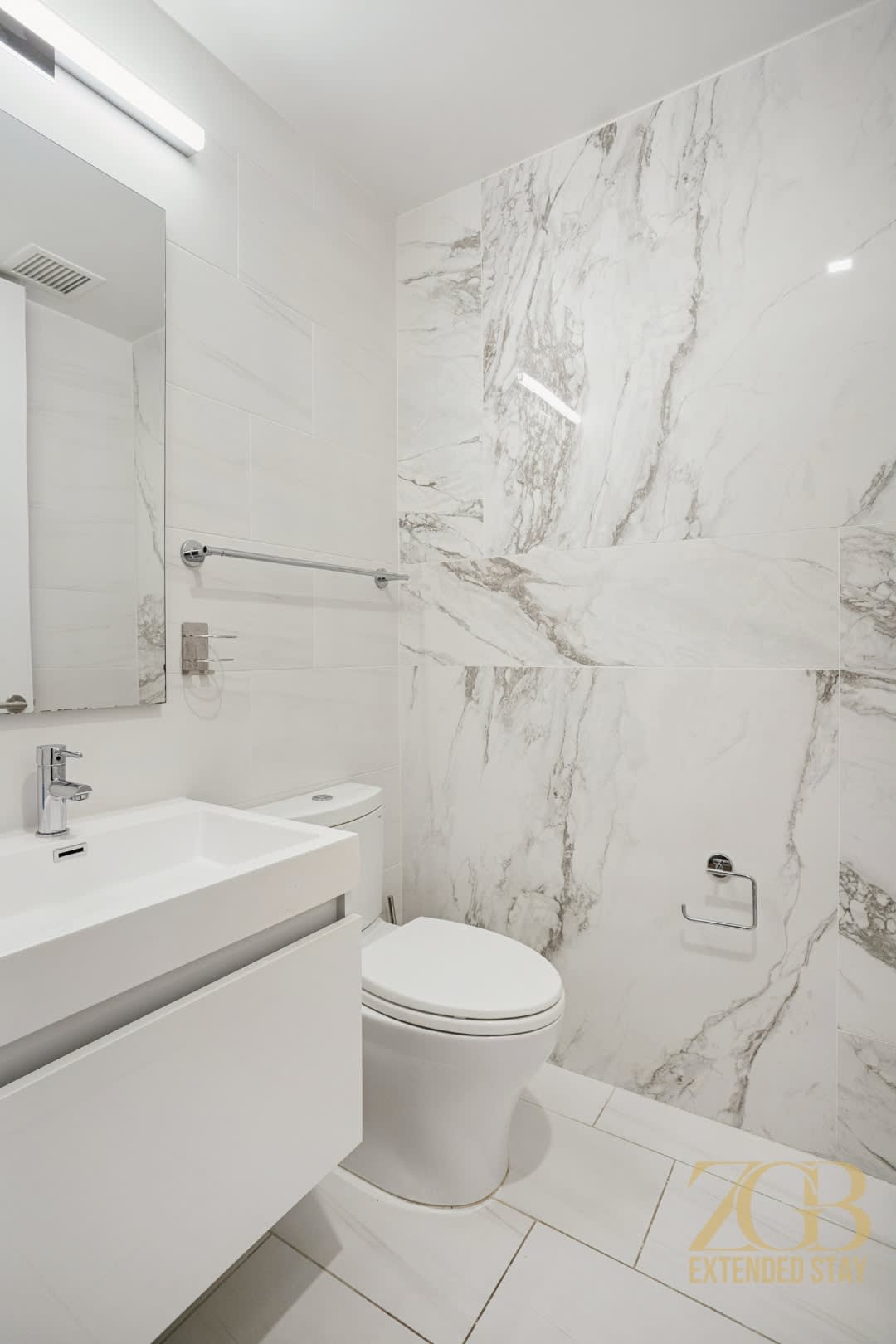 Westward VI | Chelsea | Elegant Apt with Elevator photo 10