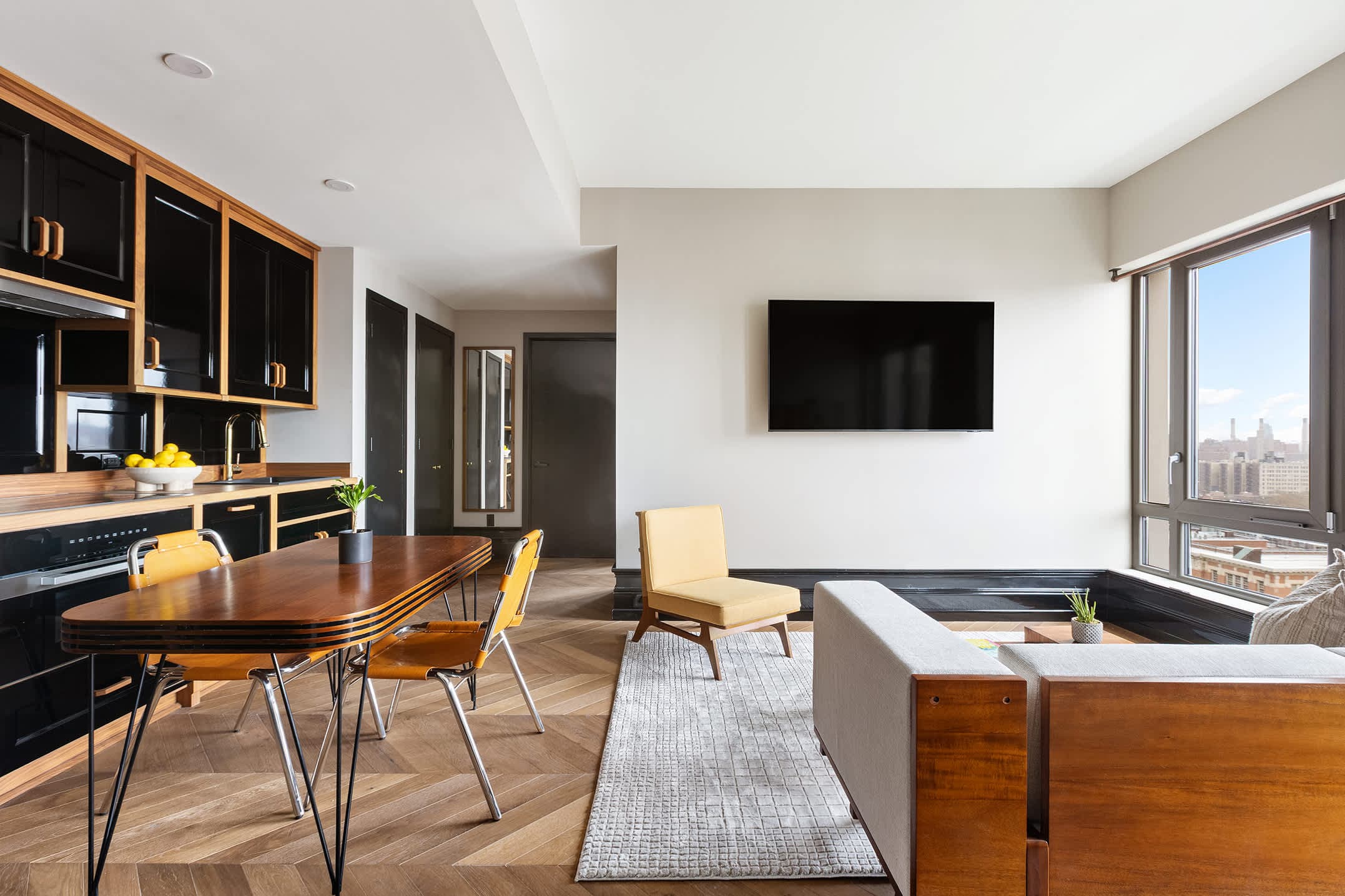 Freeman 1403 | Lower East Side | Condo with Shared Amenities photo 3