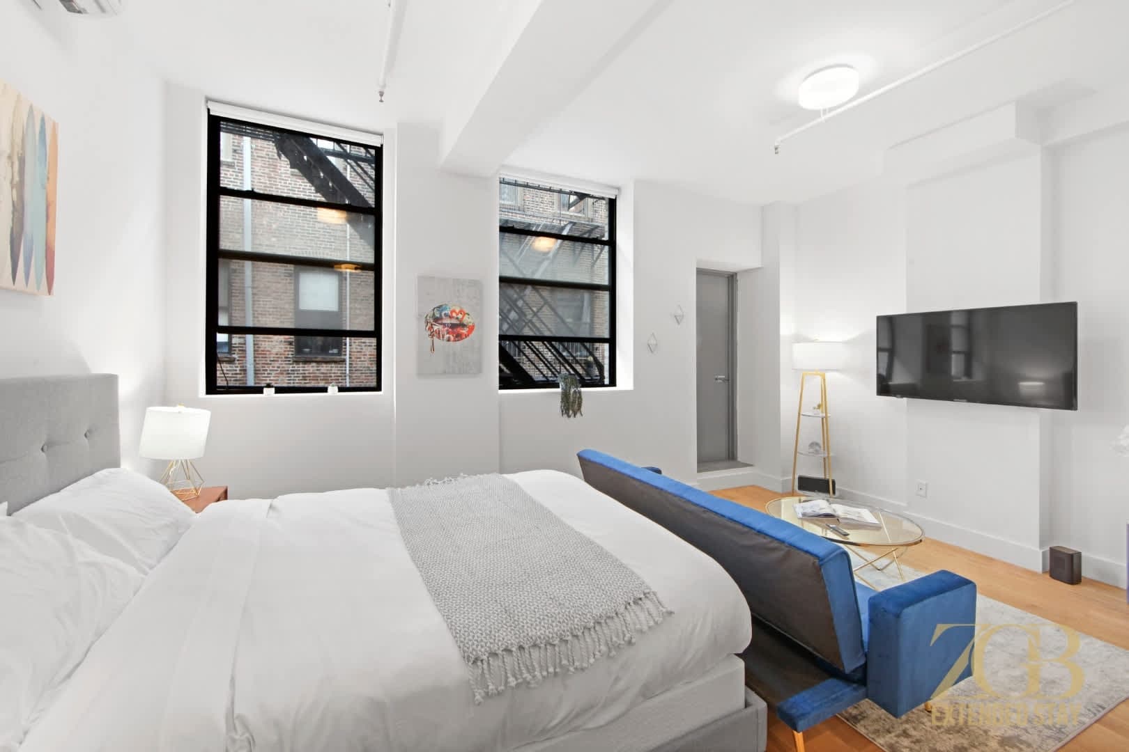 Westlight Place 44 | Hell's Kitchen | Chic Studio Apartment photo 10