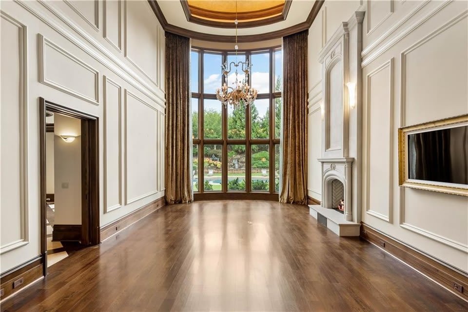 Marietta Manor | East Cobb | Grand Luxury Estate photo 6