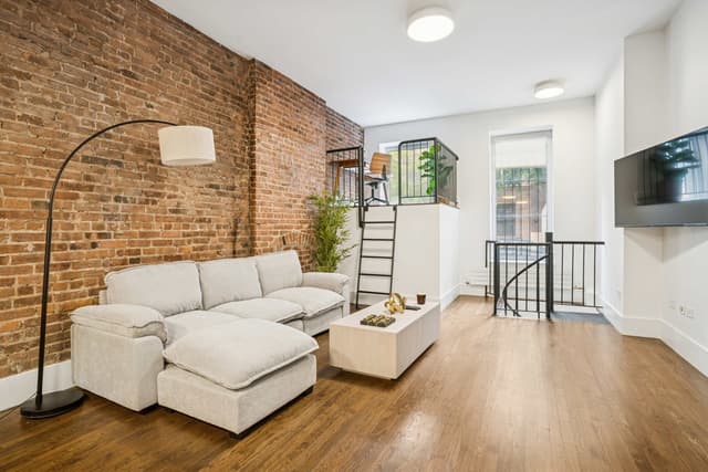 Image of Living space #1