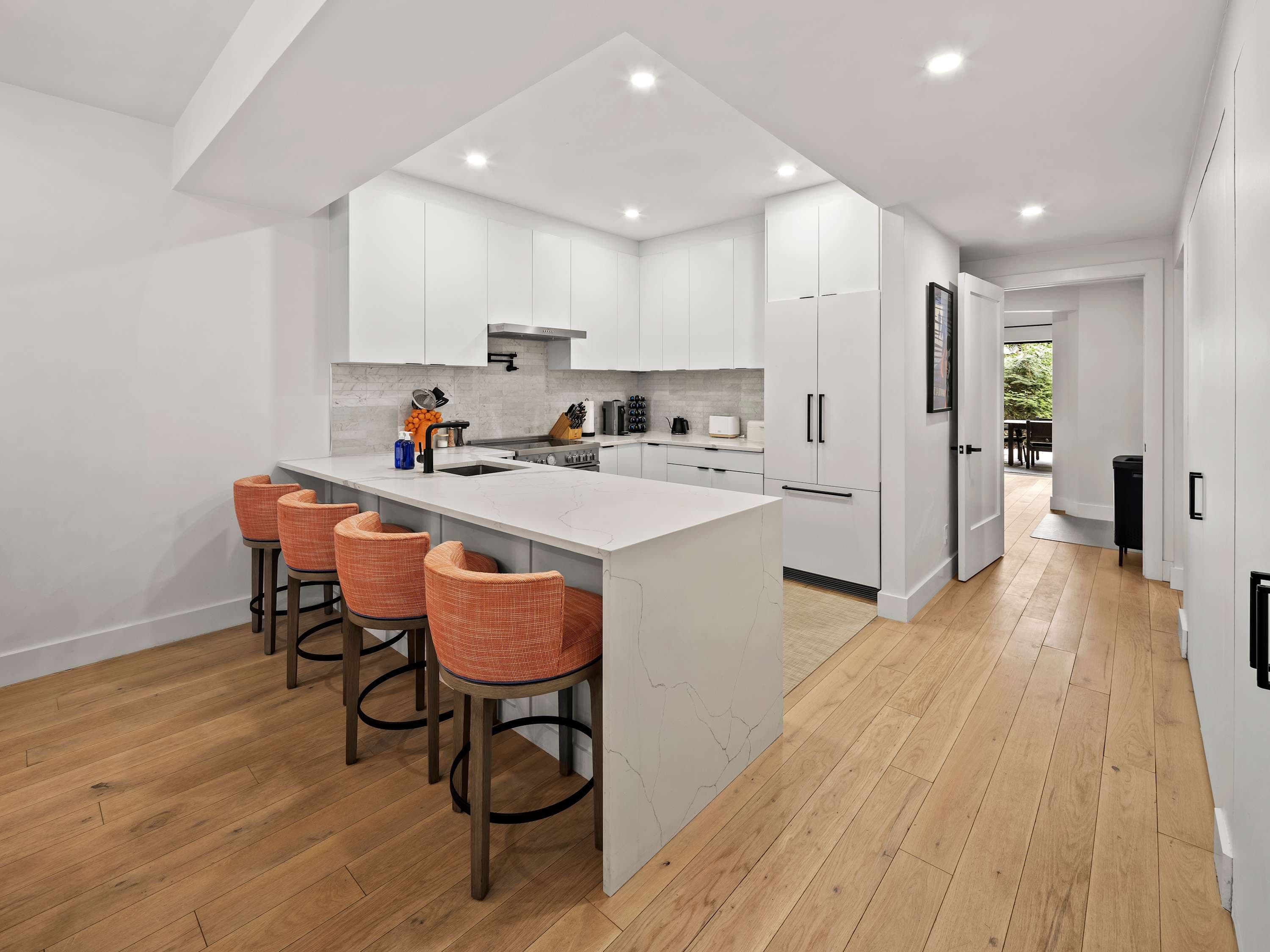 Ashford Place | Cobble Hill | Luxe Condo w/ Private Garden photo 2