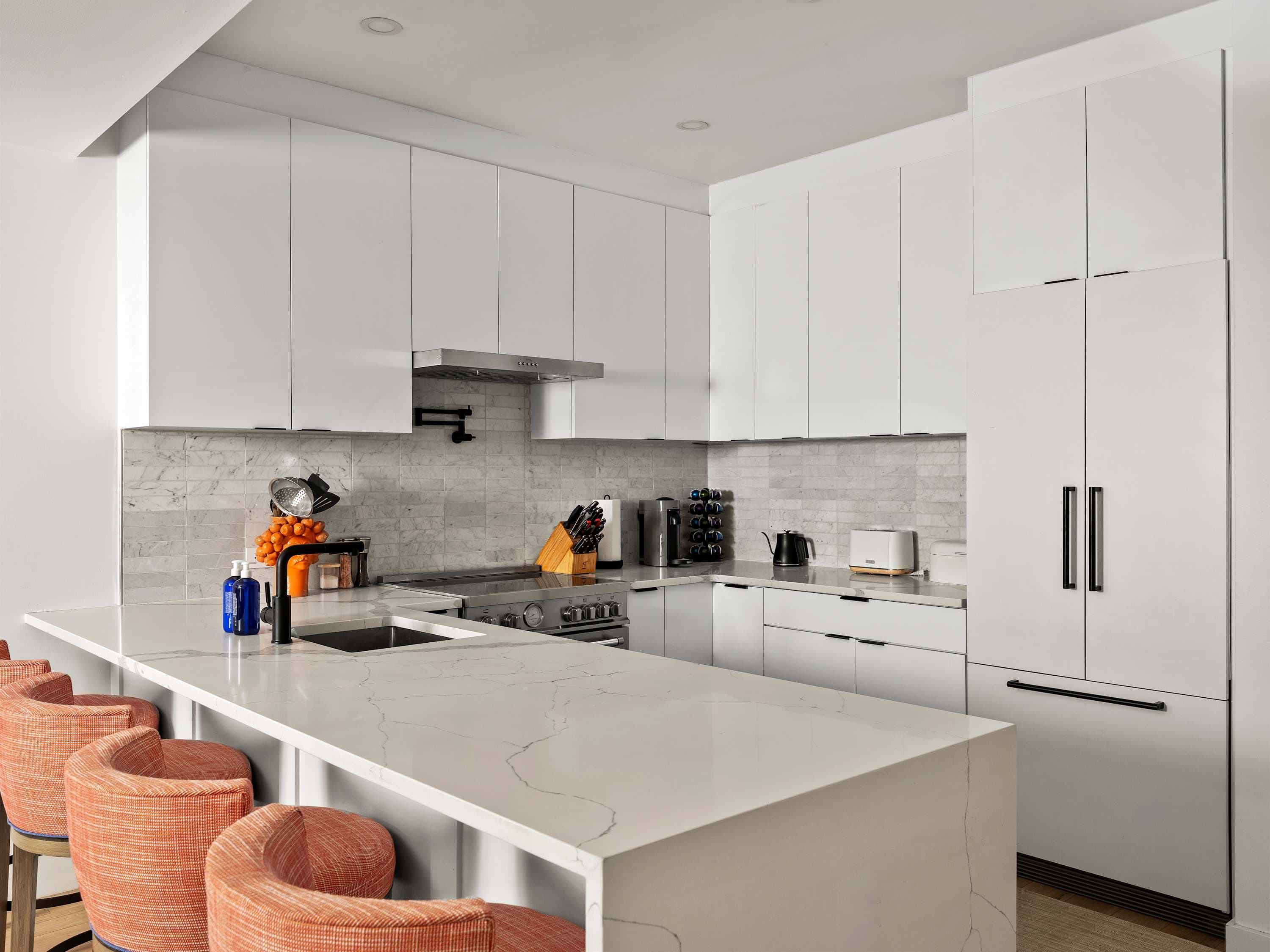 Ashford Place | Cobble Hill | Luxe Condo w/ Private Garden photo 10