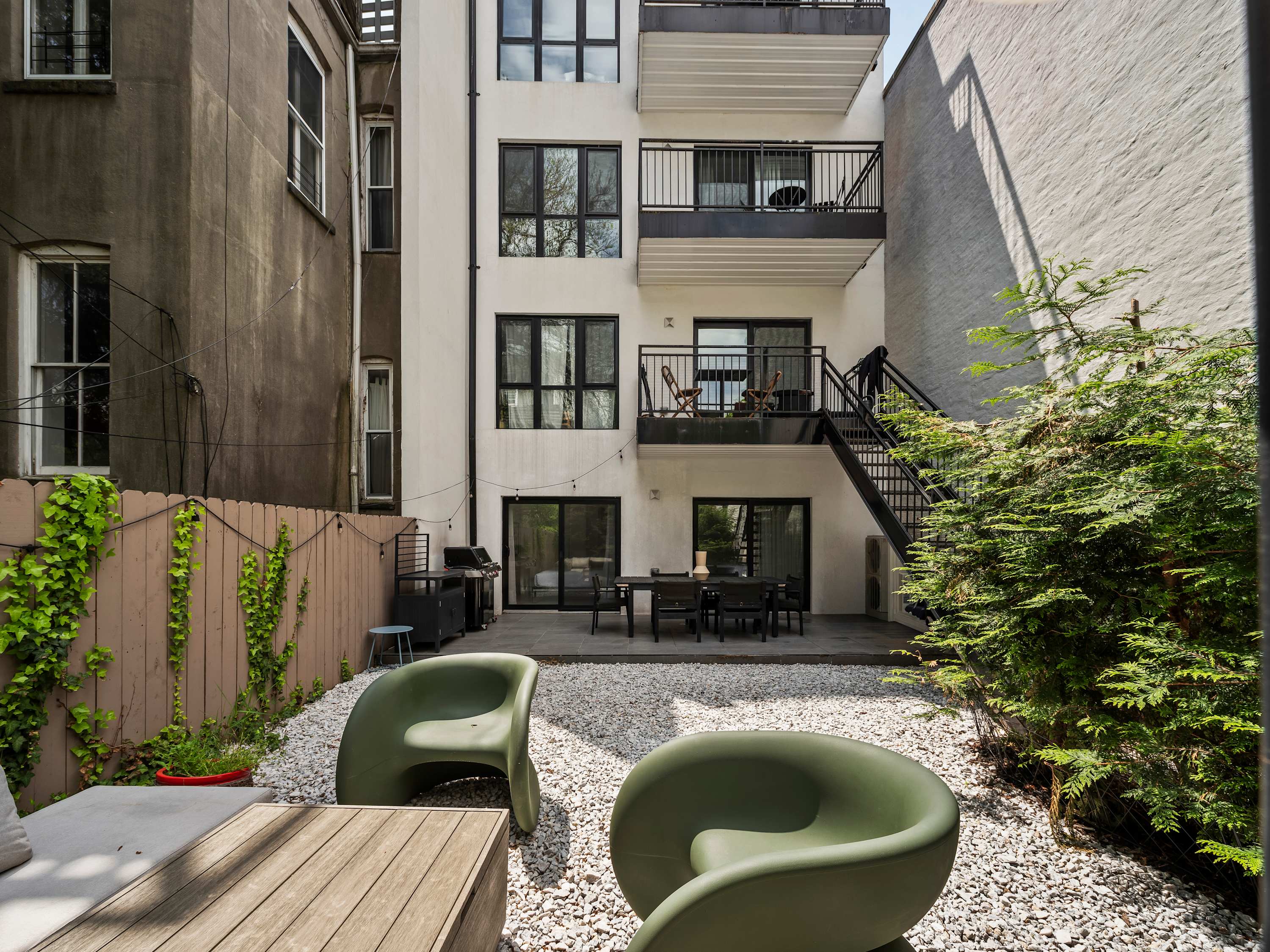 Ashford Place | Cobble Hill | Luxe Condo w/ Private Garden photo 34