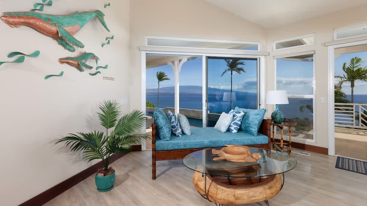 House of Singing Whales | Hawaii | Oceanfront Luxury with Pool & Spa photo 18