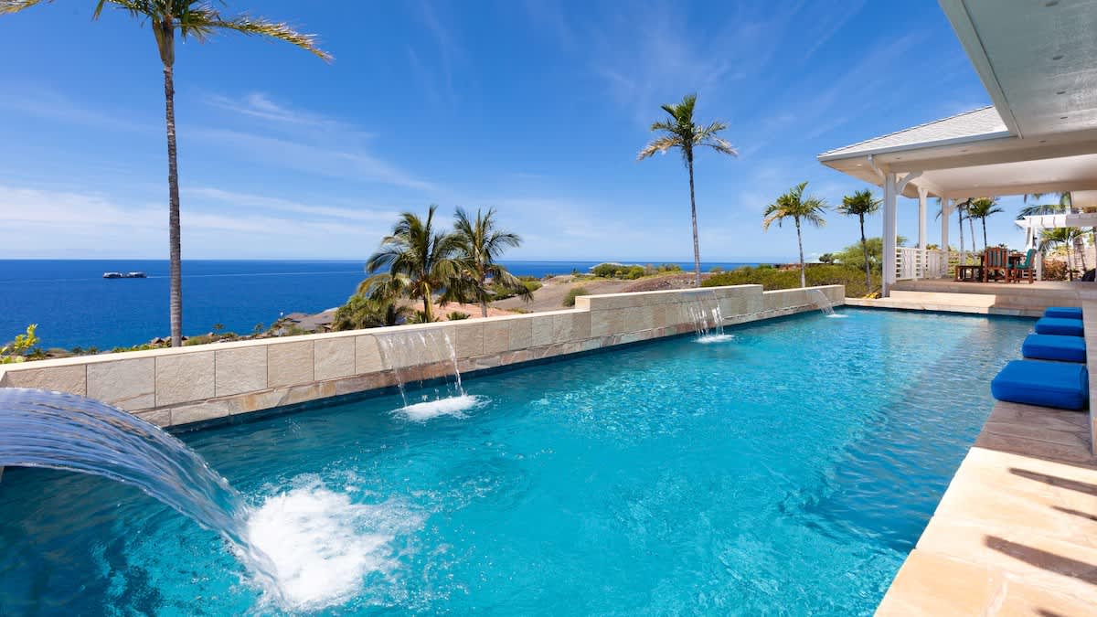 House of Singing Whales | Hawaii | Oceanfront Luxury with Pool & Spa photo 7