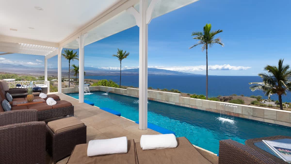 House of Singing Whales | Hawaii | Oceanfront Luxury with Pool & Spa photo 5