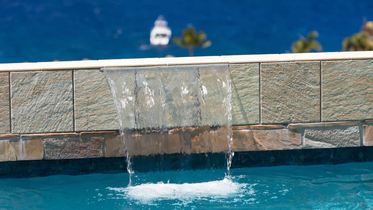 House of Singing Whales | Hawaii | Oceanfront Luxury with Pool & Spa photo 10
