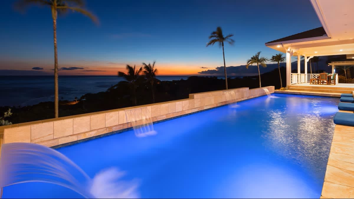 House of Singing Whales | Hawaii | Oceanfront Luxury with Pool & Spa photo 9