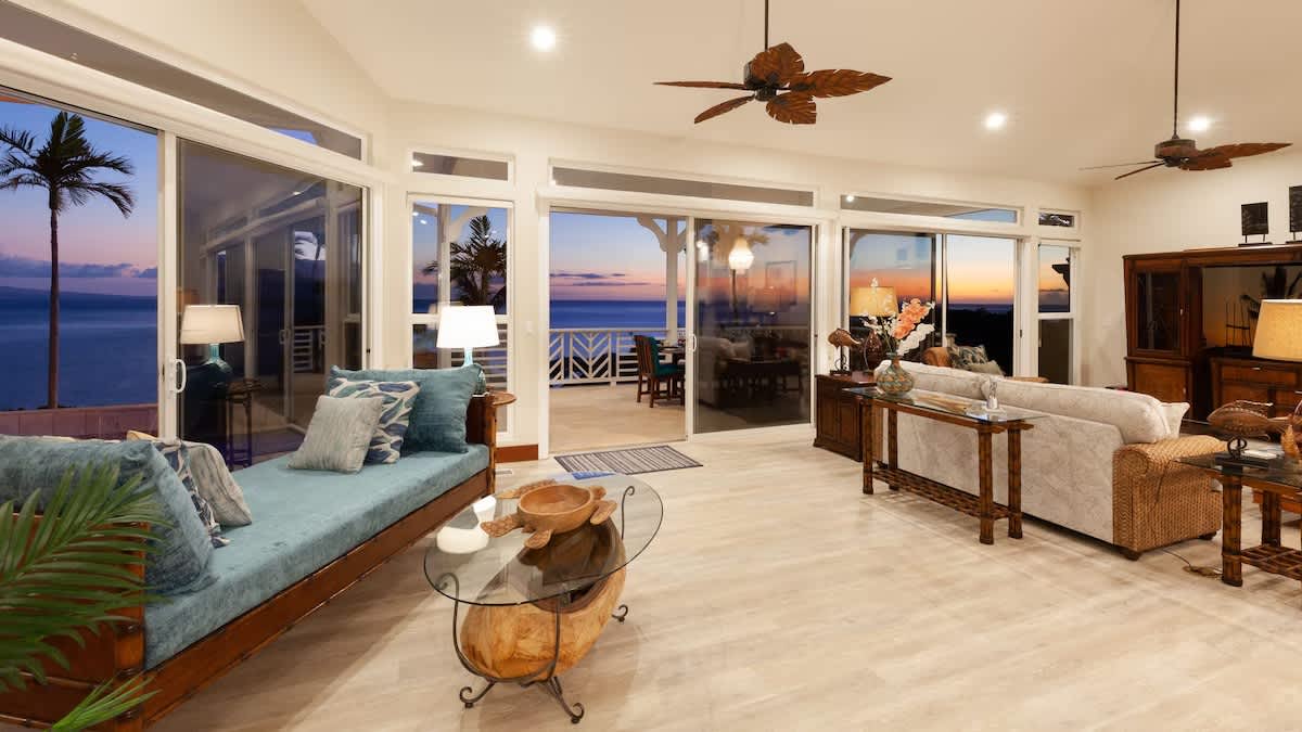 House of Singing Whales | Hawaii | Oceanfront Luxury with Pool & Spa photo 17