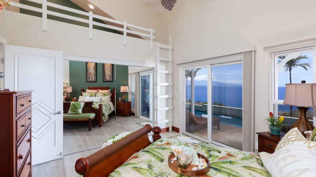 House of Singing Whales | Hawaii | Oceanfront Luxury with Pool & Spa photo 34