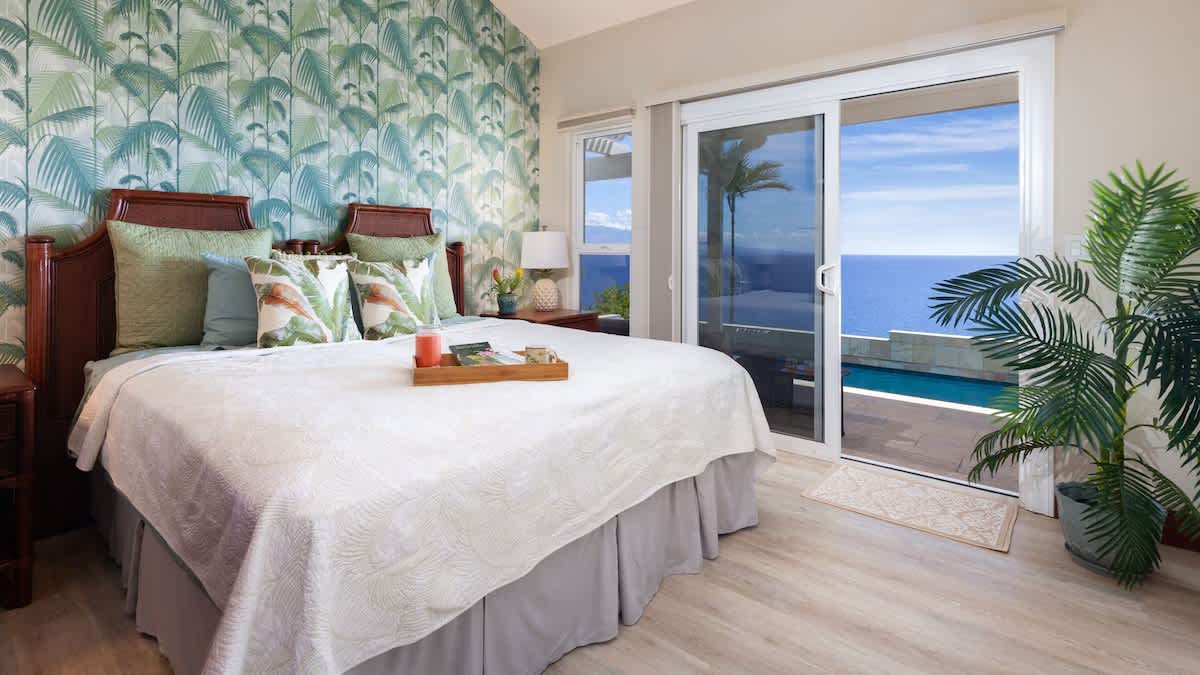 House of Singing Whales | Hawaii | Oceanfront Luxury with Pool & Spa photo 35