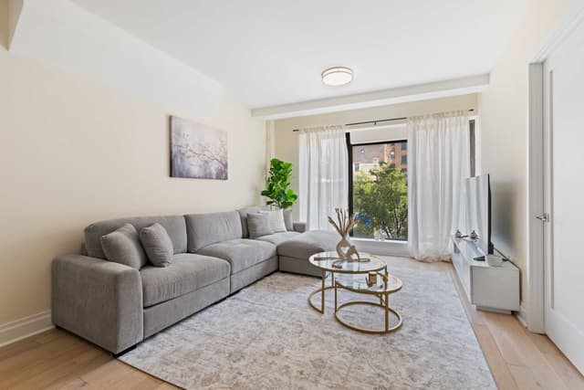 Image of Living space #3