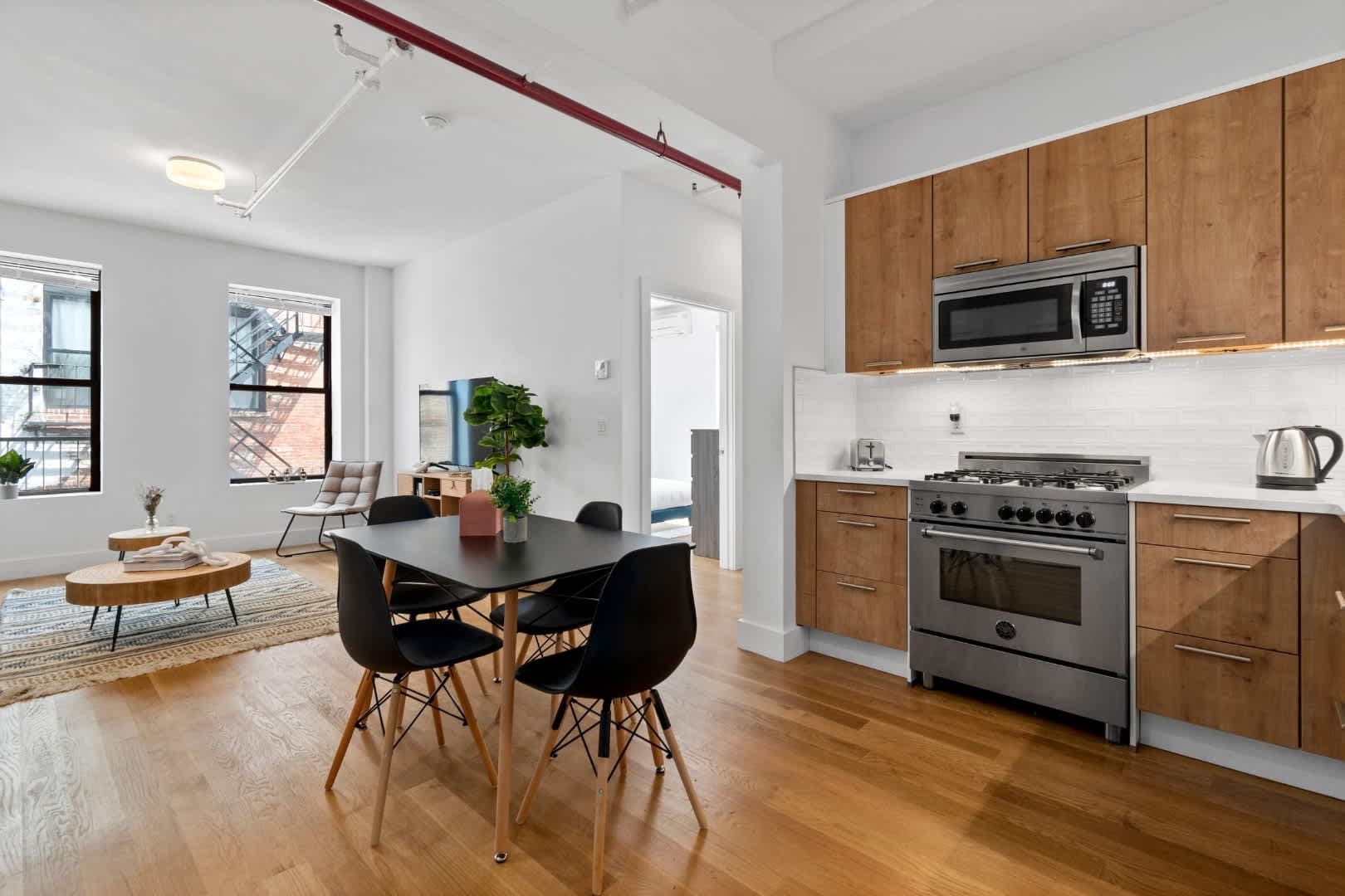 Westlight Place 42 | Hell’s Kitchen | Modern Apartment with Elevator photo 3