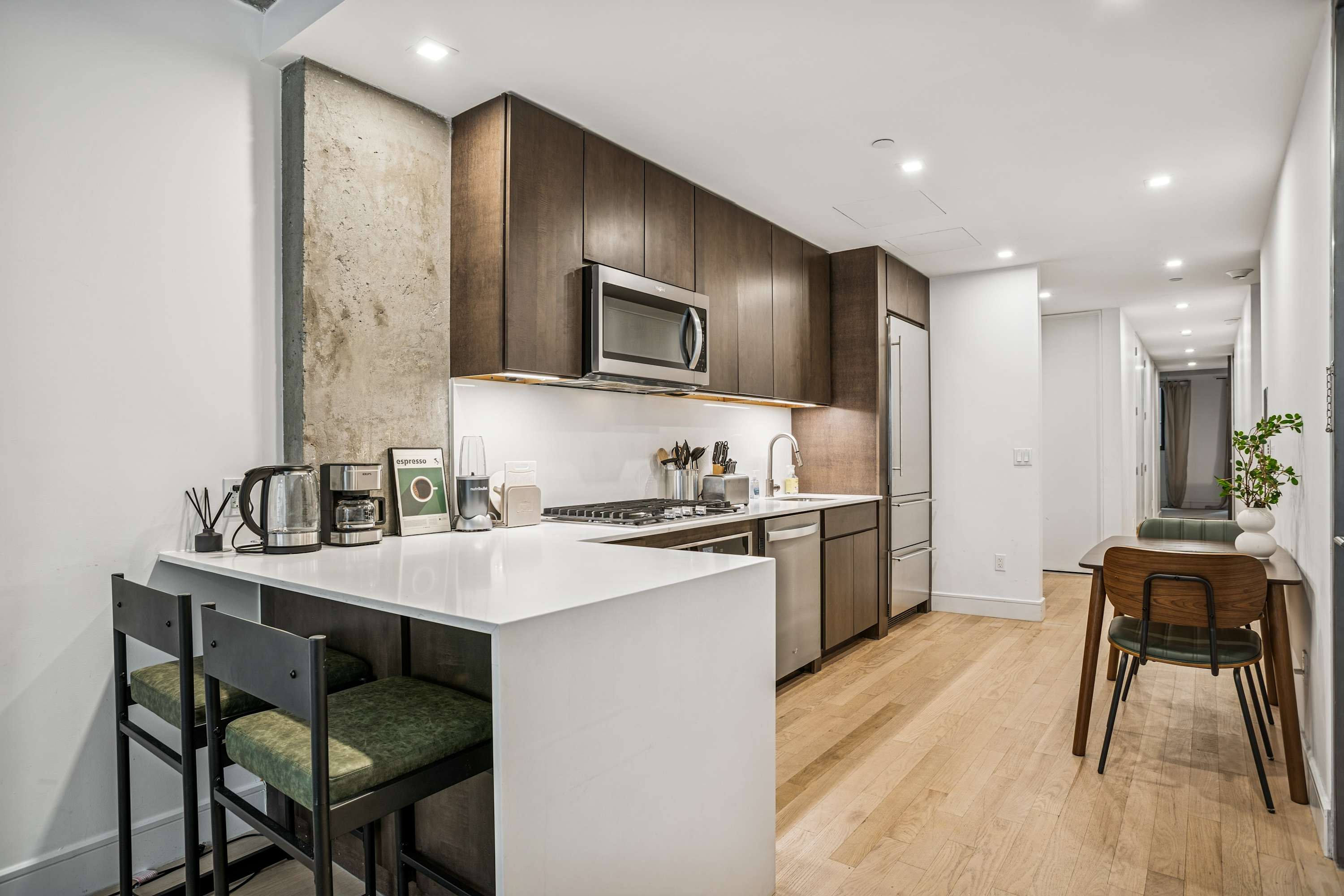 Westward VI | Chelsea | Elegant Apt with Elevator photo 5