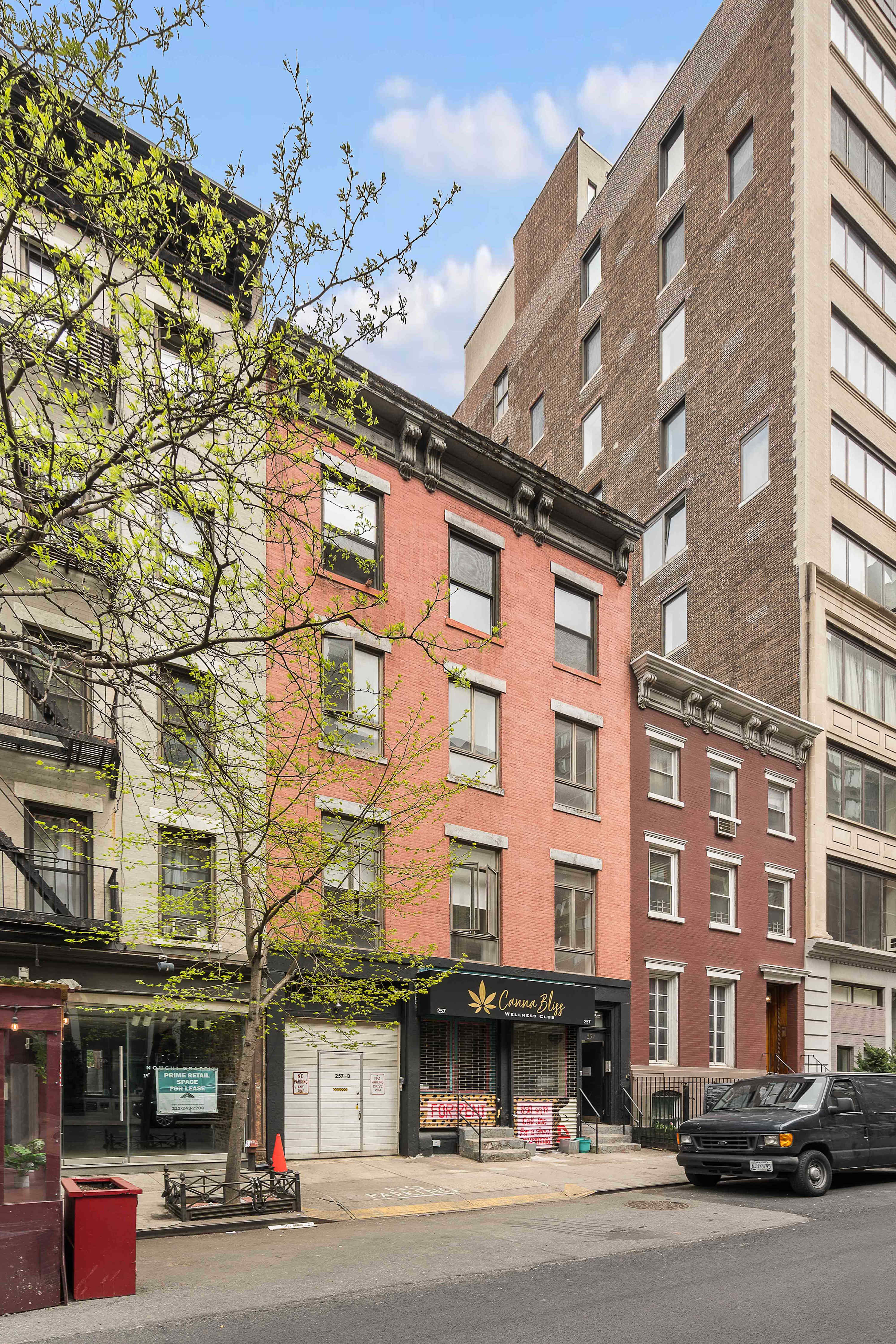 Westline Place II | Chelsea | Stylish Full Floor Loft photo 8