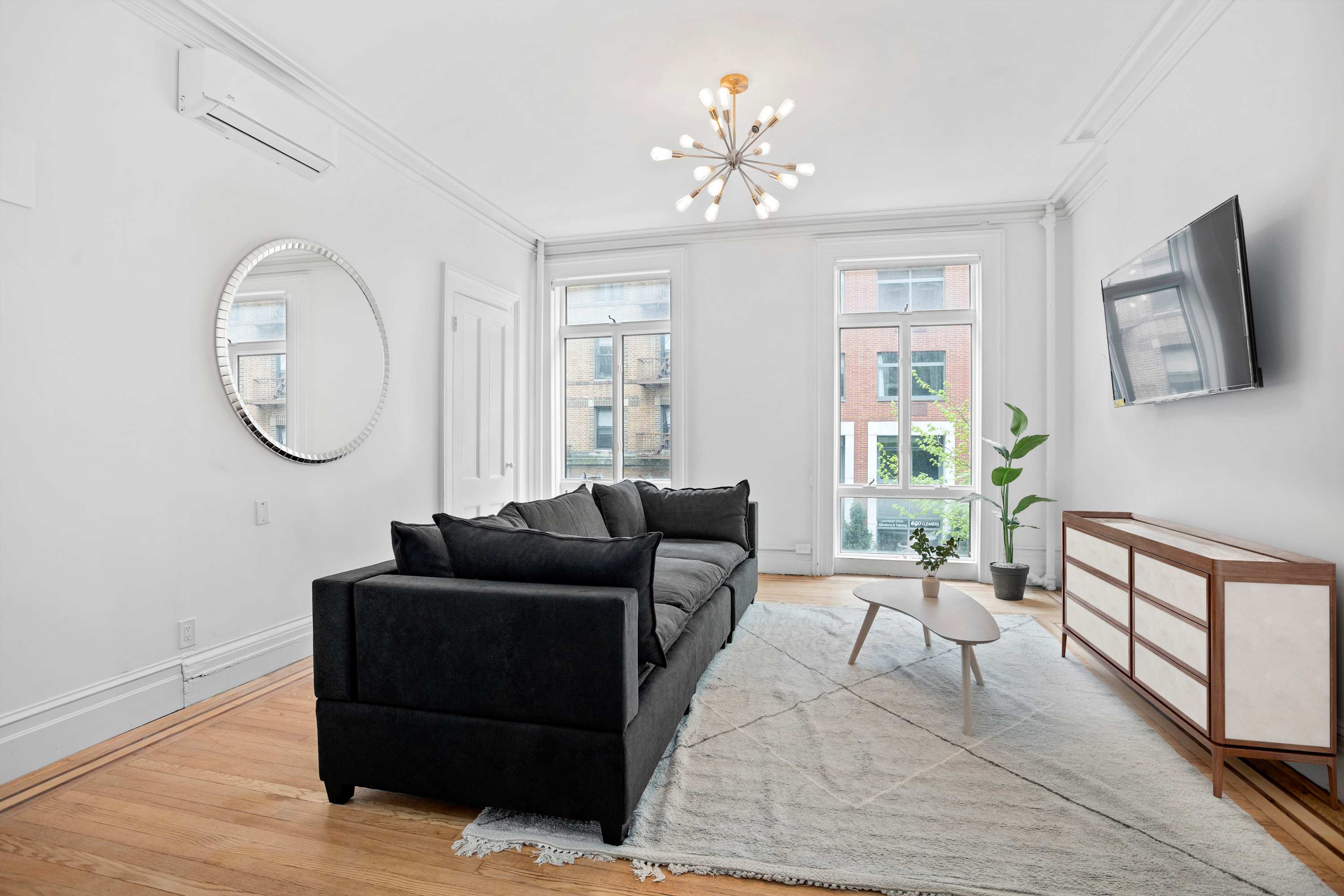 Westline Place II | Chelsea | Stylish Full Floor Loft photo 4