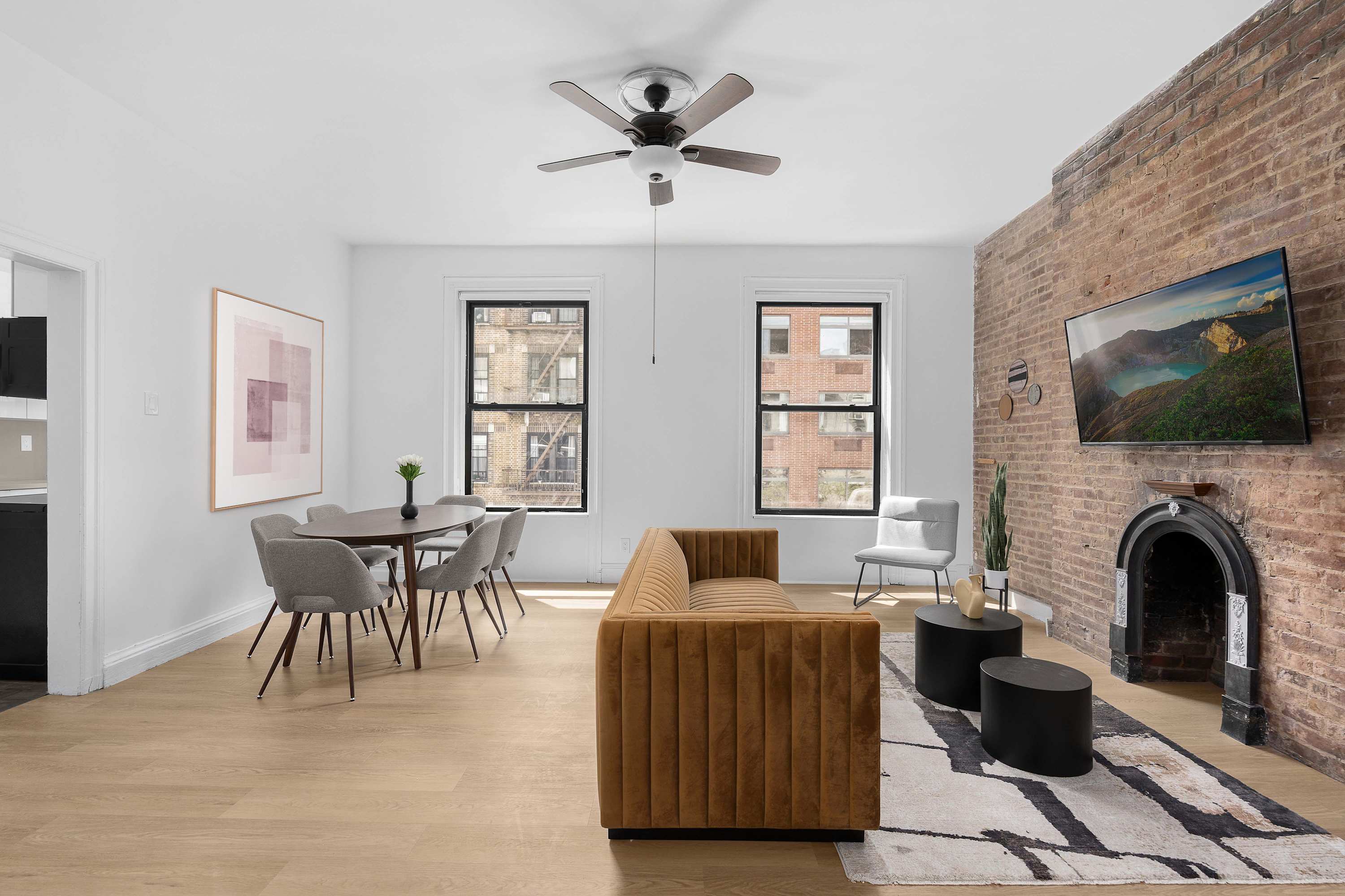 Westline Place IV | Chelsea | Stylish Loft photo 5