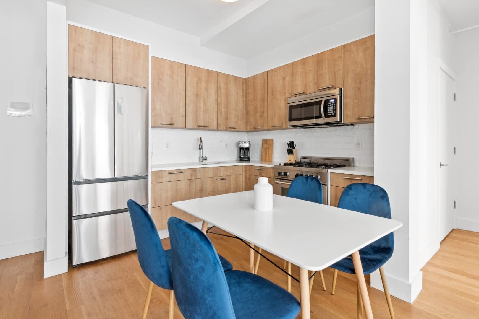 Westlight Place 41 | Hell's Kitchen | Renovated Chic Studio photo 6