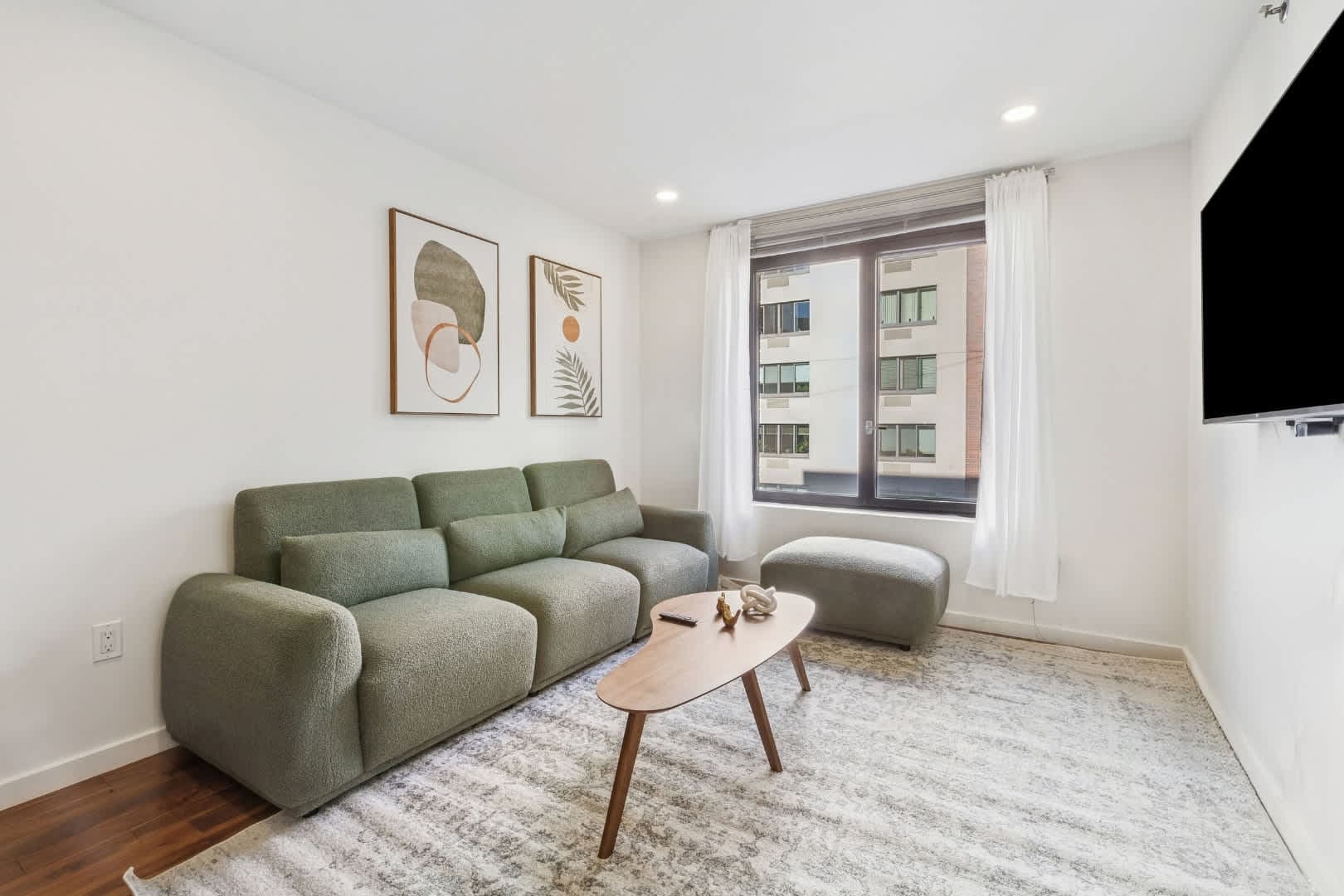 Harlem Crest | East Harlem | Modern Apartment with Elevator photo 6