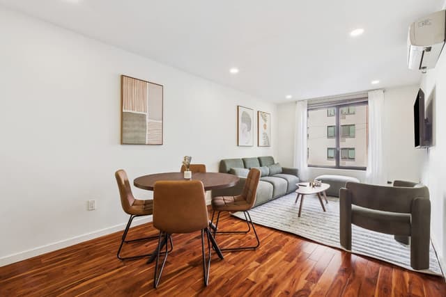 Image of Living space #3