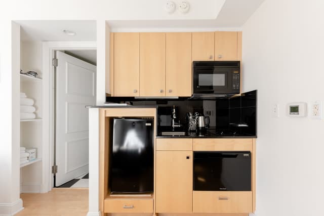 Image of Eating space #1