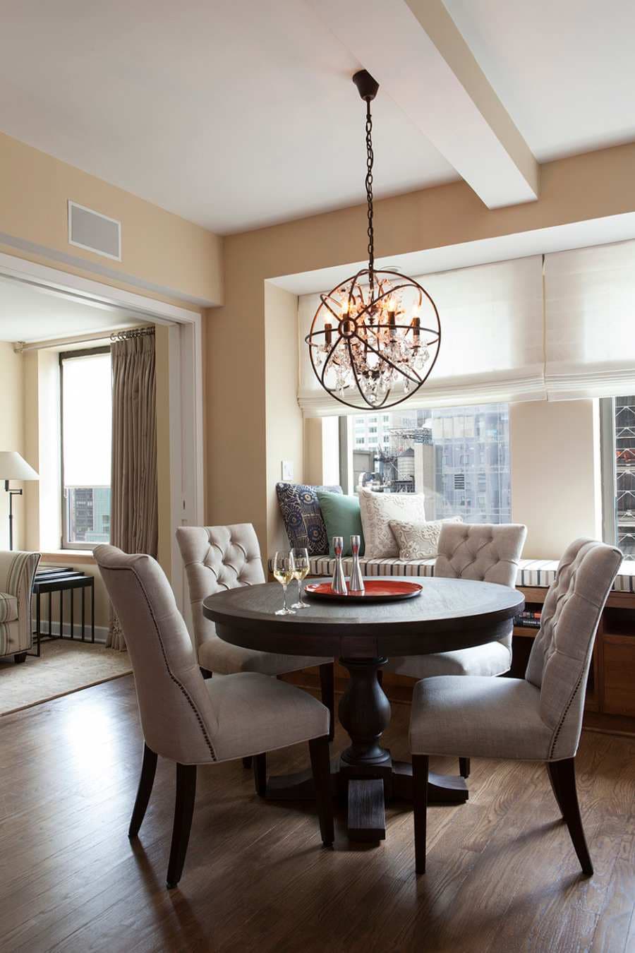 Essex Residence 2911 | Midtown Manhattan | Modern Residence with Gym photo 5