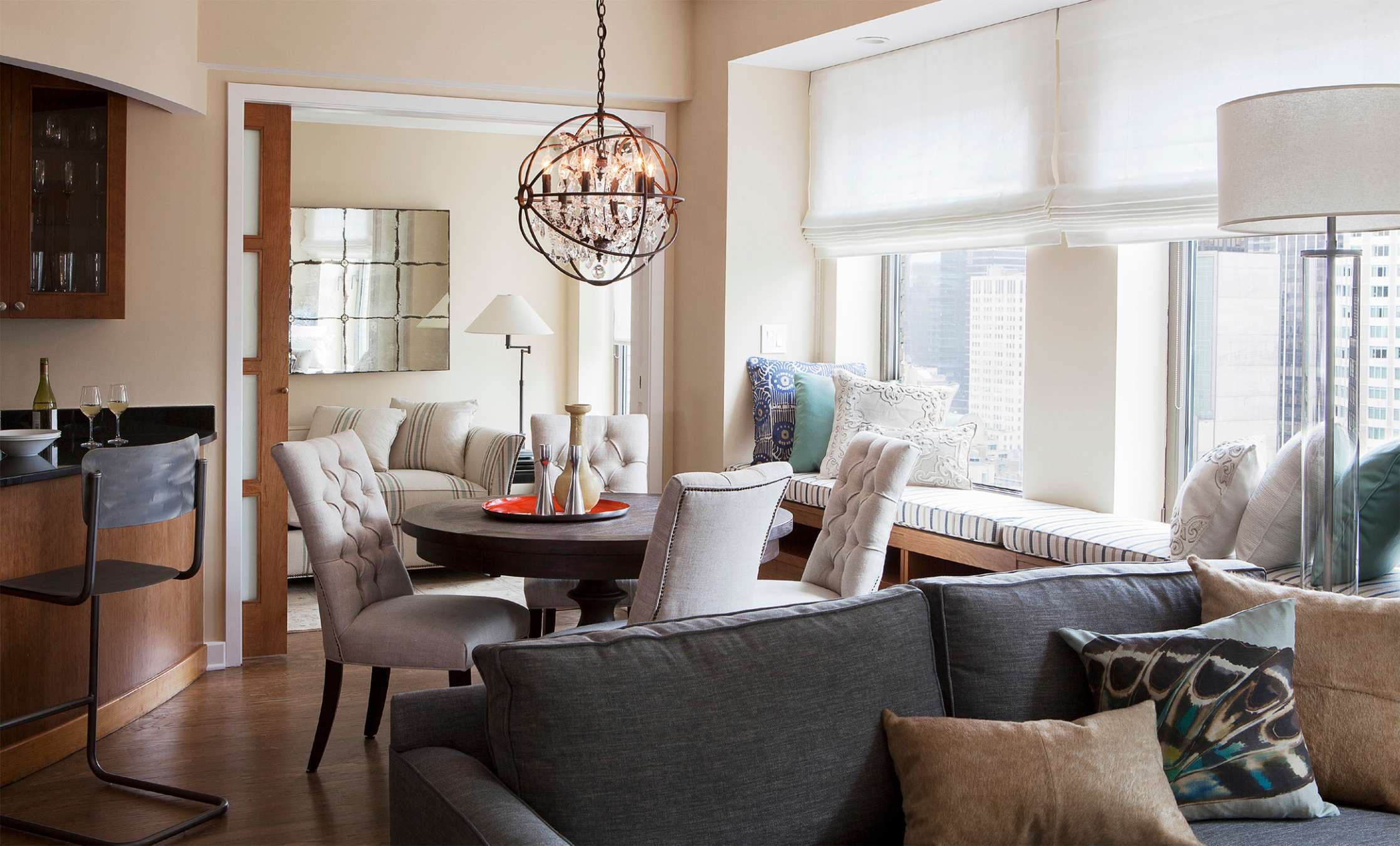 Essex Residence 2911 | Midtown Manhattan | Modern Residence with Gym main photo