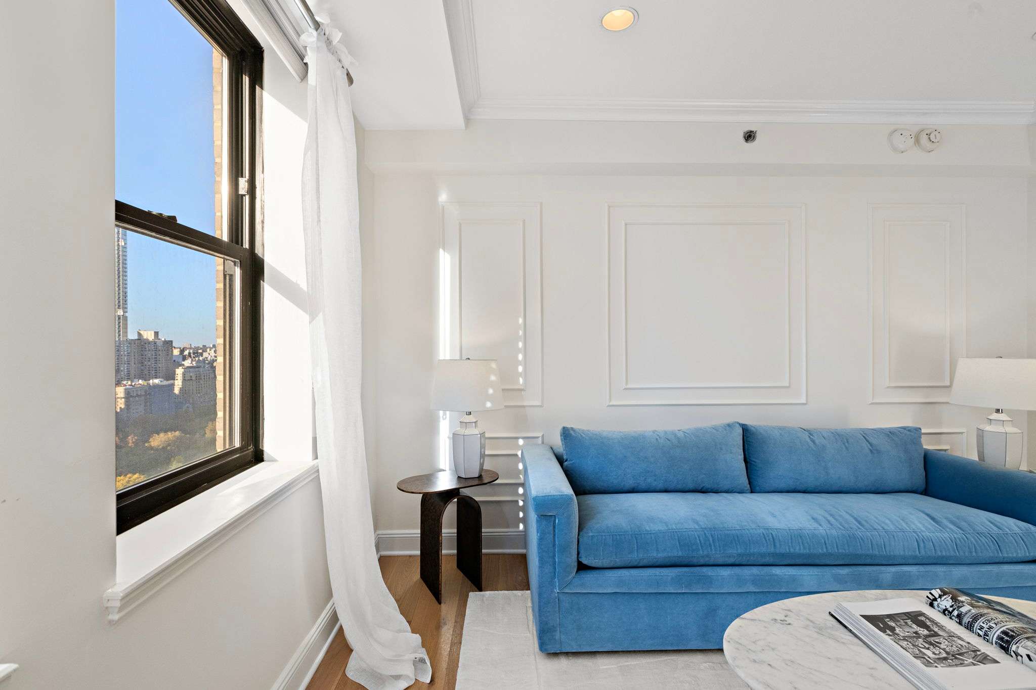Essex Residence 2908 | Midtown Manhattan | Modern Residence with Gym photo 7