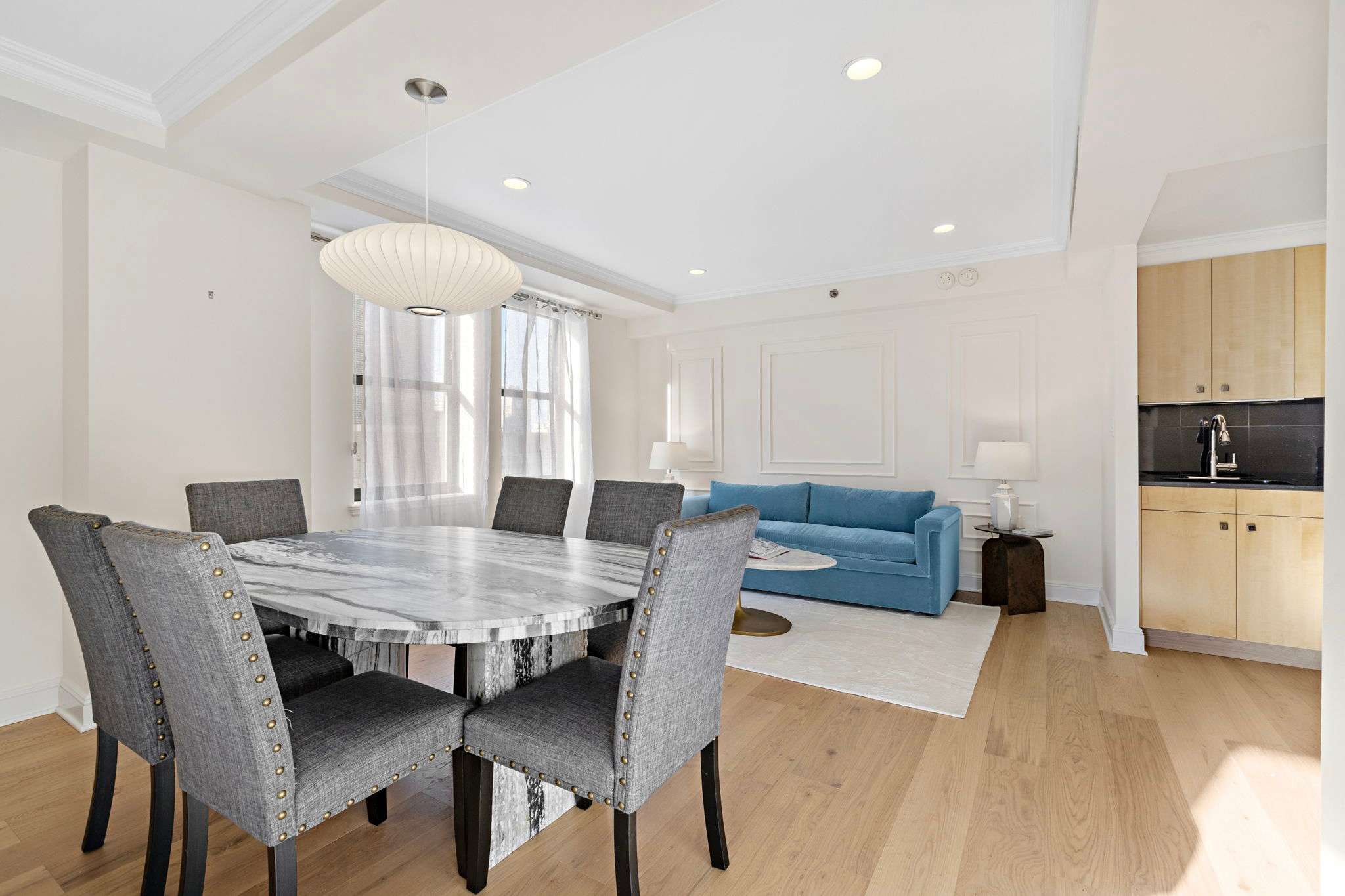 Essex Residence 2908 | Midtown Manhattan | Modern Residence with Gym photo 8