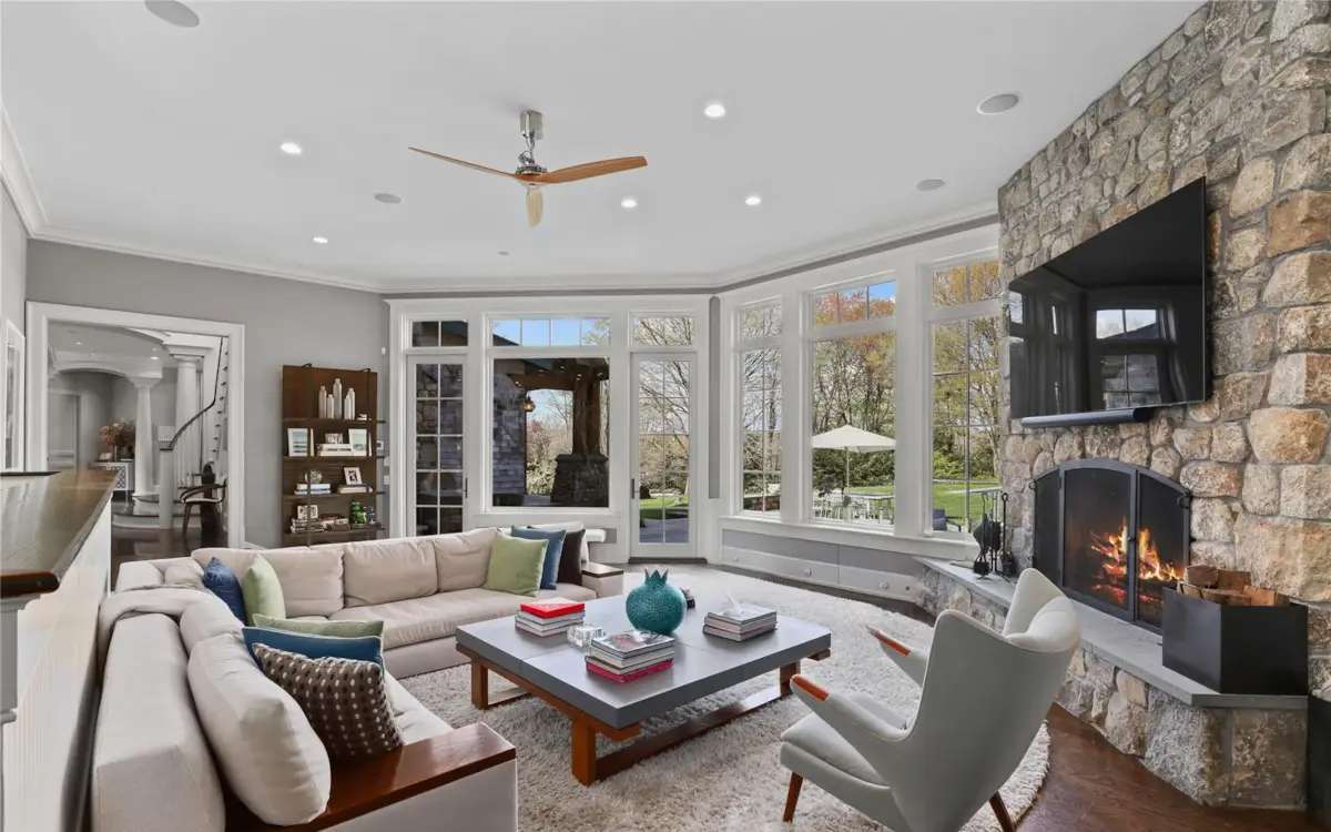 Upland Manor | Bedford | Estate with Pool, Spa, and Tennis Court photo 2