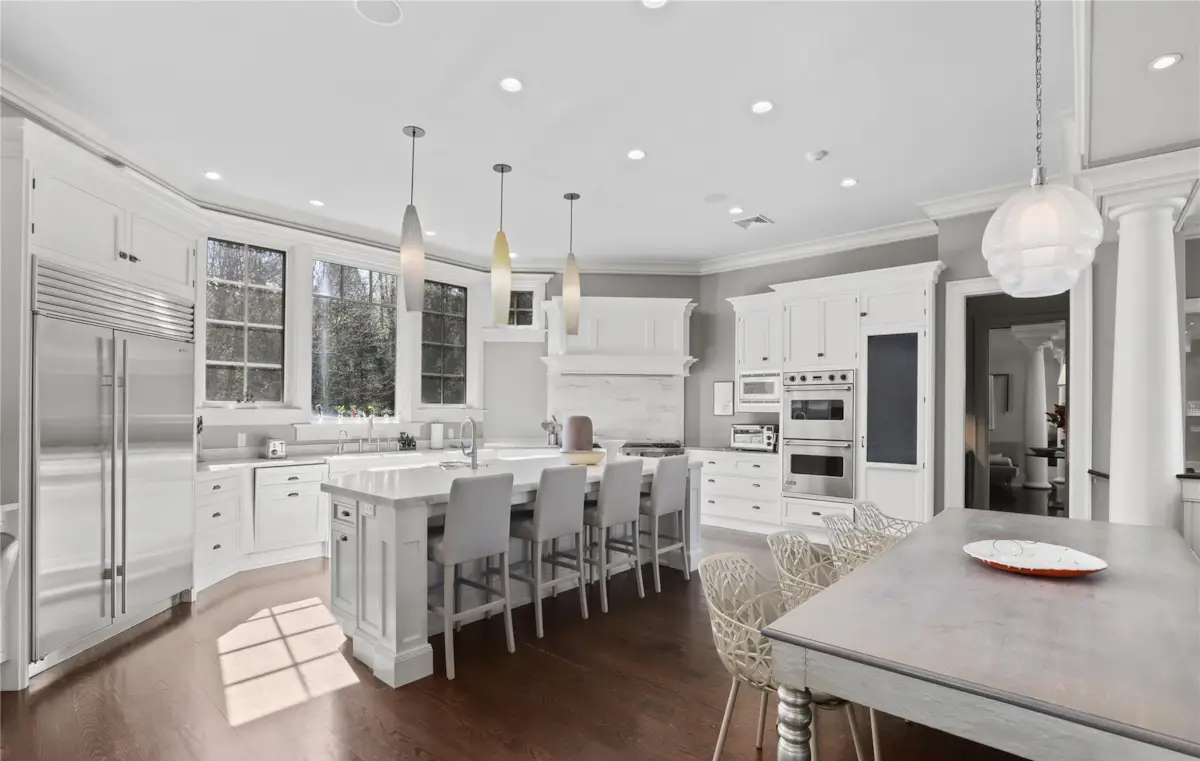 Upland Manor | Bedford | Estate with Pool, Spa, and Tennis Court photo 5