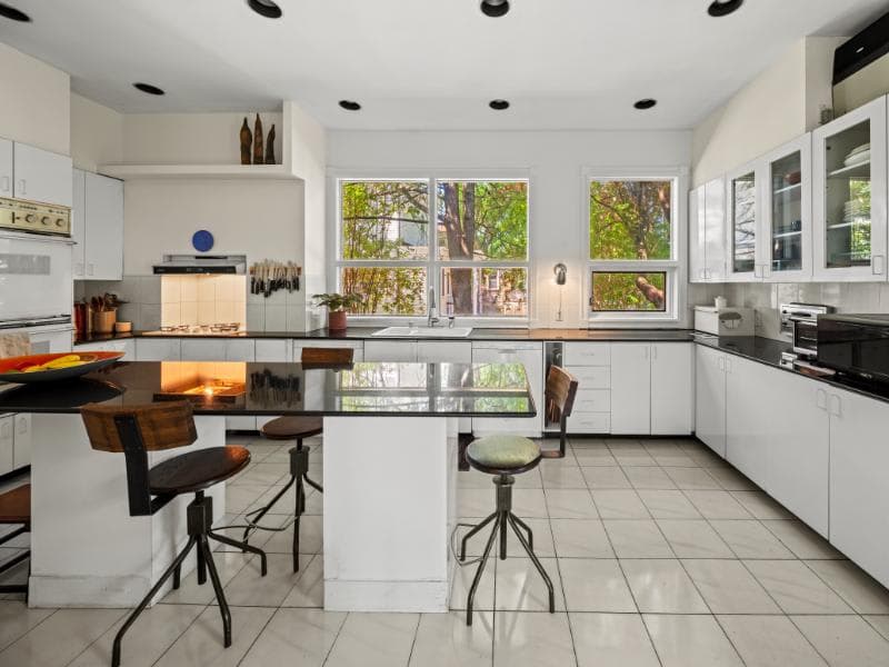 Marlborough Home | Flatbush | Grand Tudor Estate w/ Yard photo 19