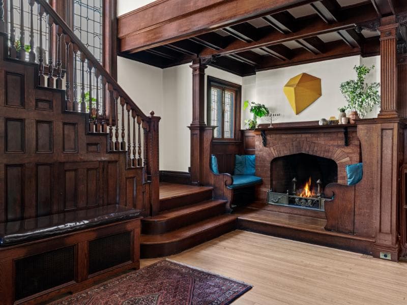 Marlborough Home | Flatbush | Grand Tudor Estate w/ Yard photo 6