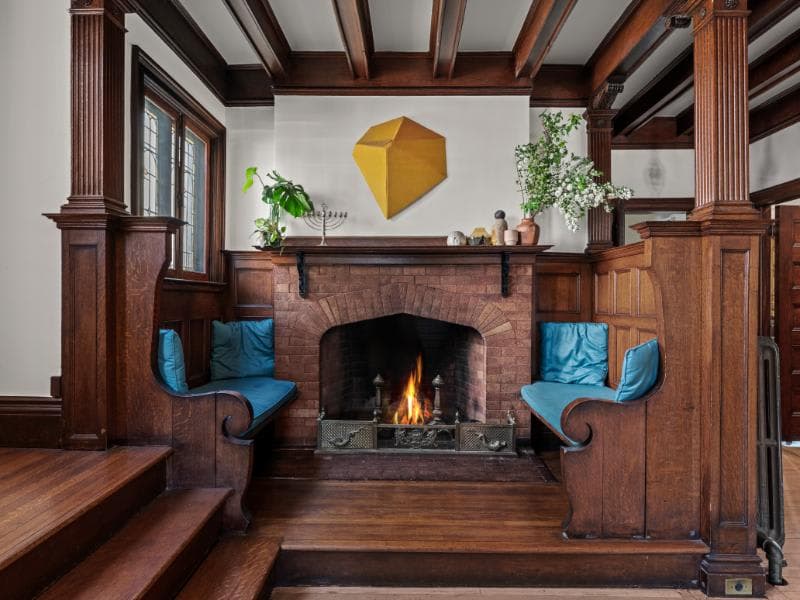 Marlborough Home | Flatbush | Grand Tudor Estate w/ Yard photo 9