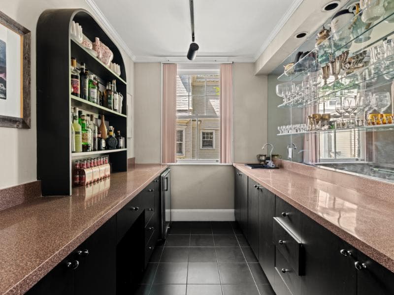 Marlborough Home | Flatbush | Grand Tudor Estate w/ Yard photo 15