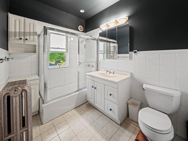 Marlborough Home | Flatbush | Grand Tudor Estate w/ Yard photo 35