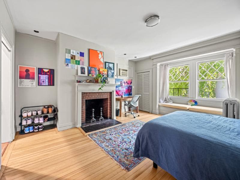 Marlborough Home | Flatbush | Grand Tudor Estate w/ Yard photo 43
