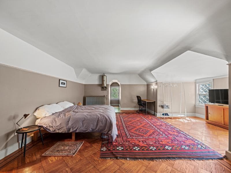 Marlborough Home | Flatbush | Grand Tudor Estate w/ Yard photo 46