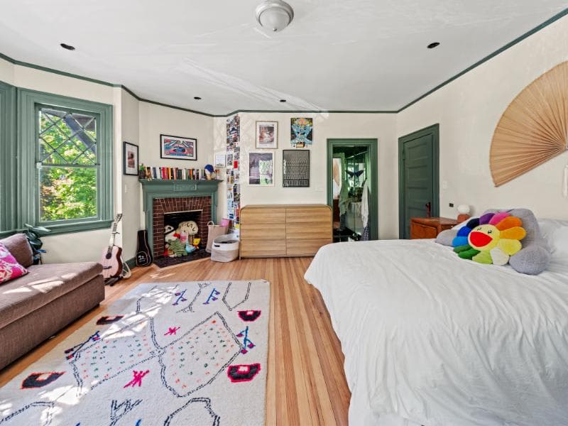 Marlborough Home | Flatbush | Grand Tudor Estate w/ Yard photo 45