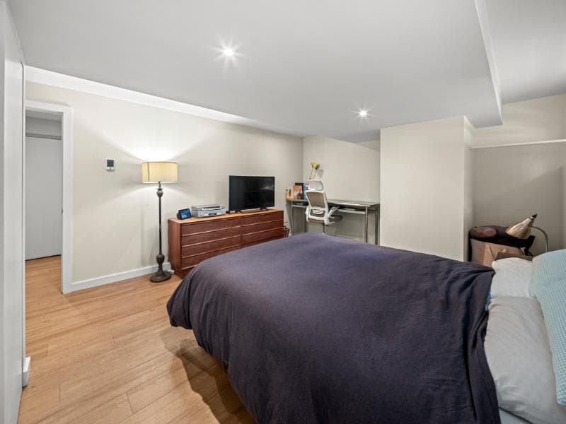 Marlborough Home | Flatbush | Grand Tudor Estate w/ Yard photo 53