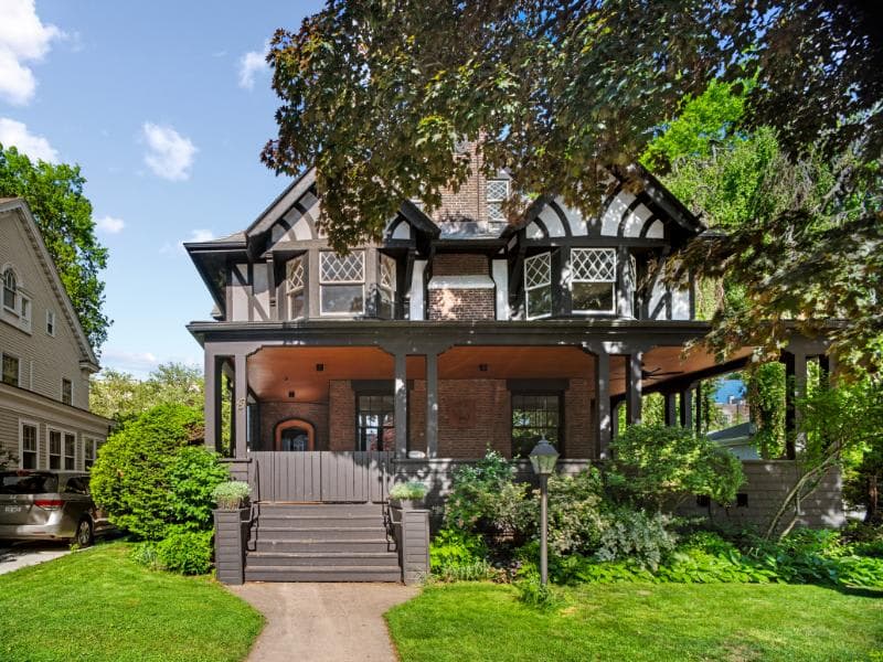 Marlborough Home | Flatbush | Grand Tudor Estate w/ Yard photo 62