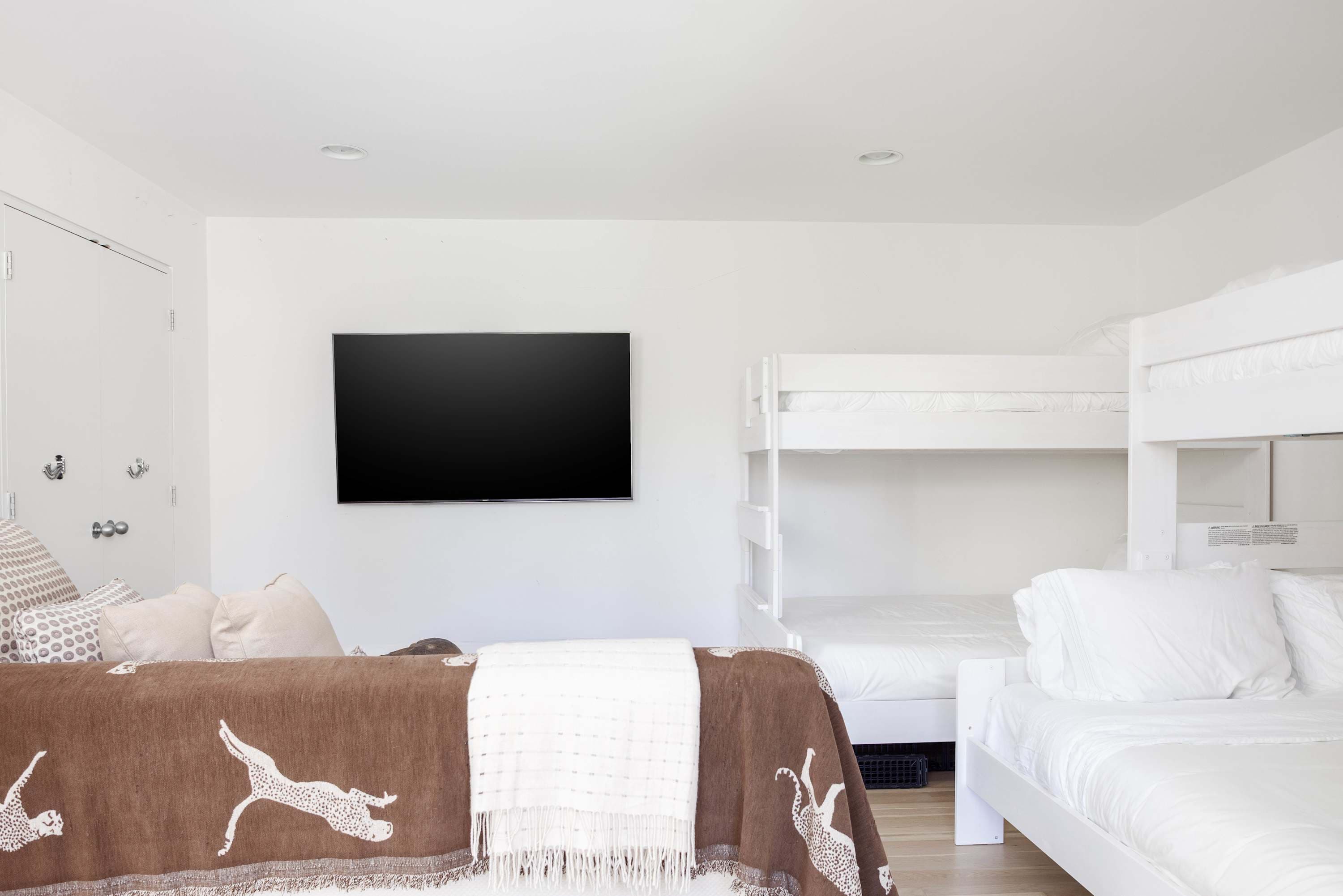 Pathside Cove | Wainscott | Home with Pool & Outdoor Spaces photo 17