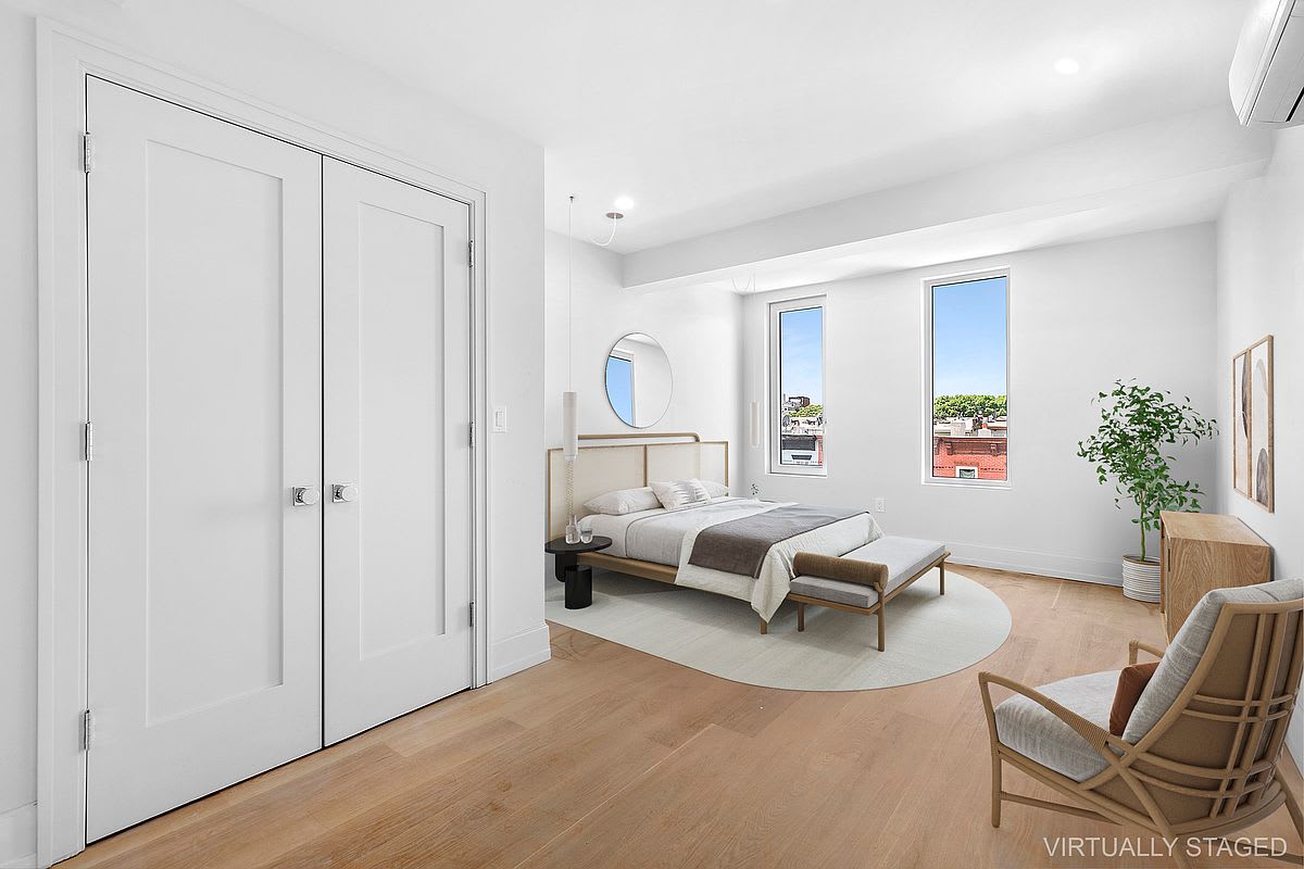 Jefferson Heights | Bushwick | Skyline Duplex with Private Terrace photo 4