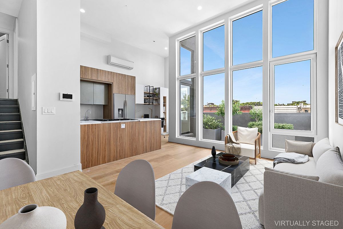 Image of Living space #1