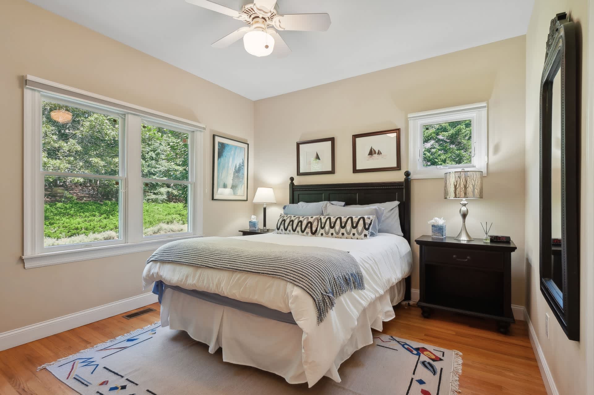 Abrahams Grove | East Hampton Springs | Private Retreat with Heated Pool photo 4
