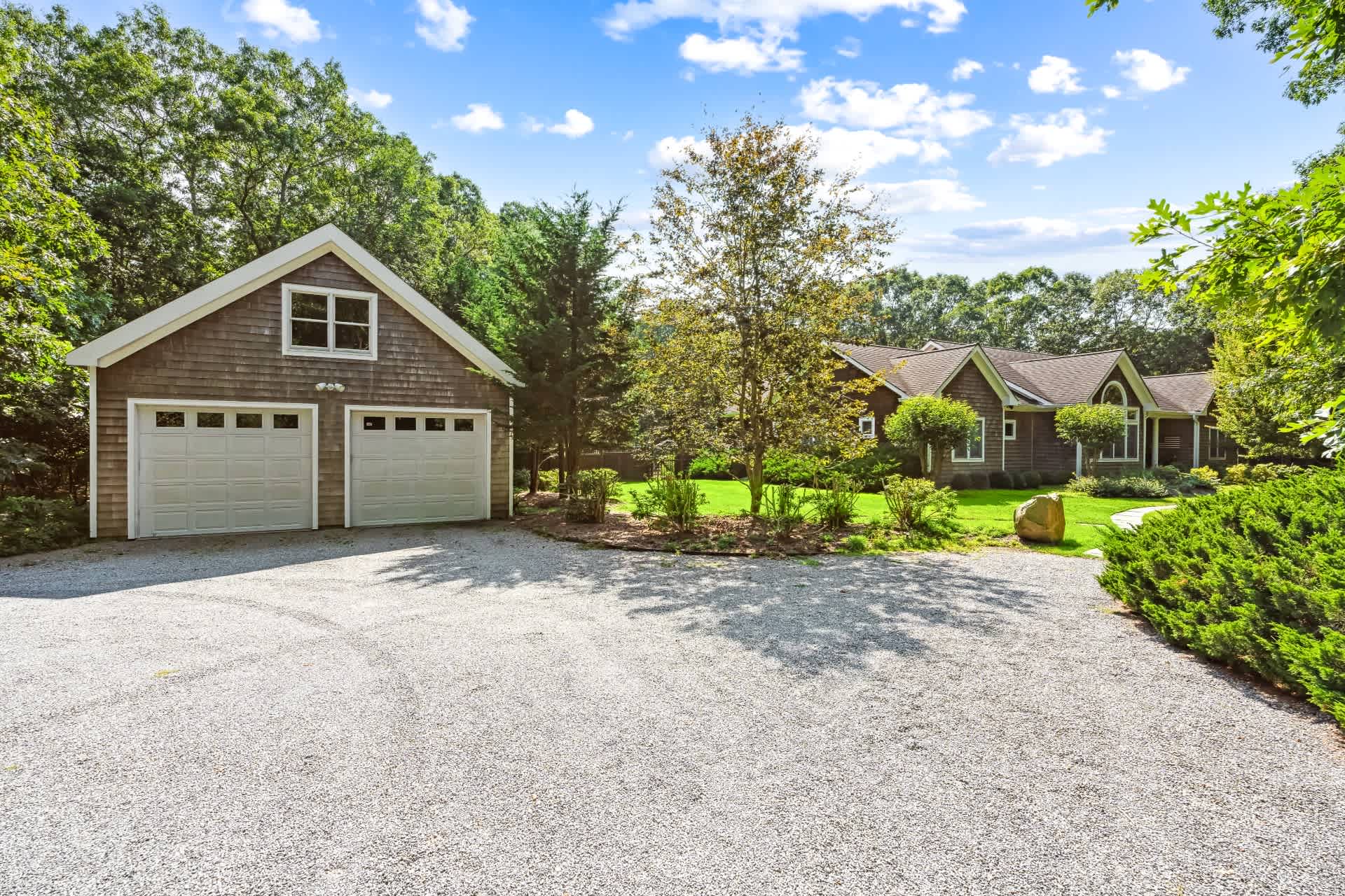 Abrahams Grove | East Hampton Springs | Private Retreat with Heated Pool photo 26