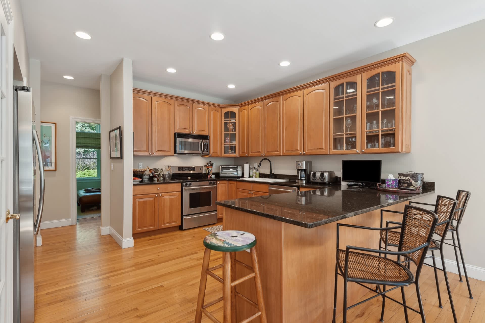 Abrahams Grove | East Hampton Springs | Private Retreat with Heated Pool photo 8