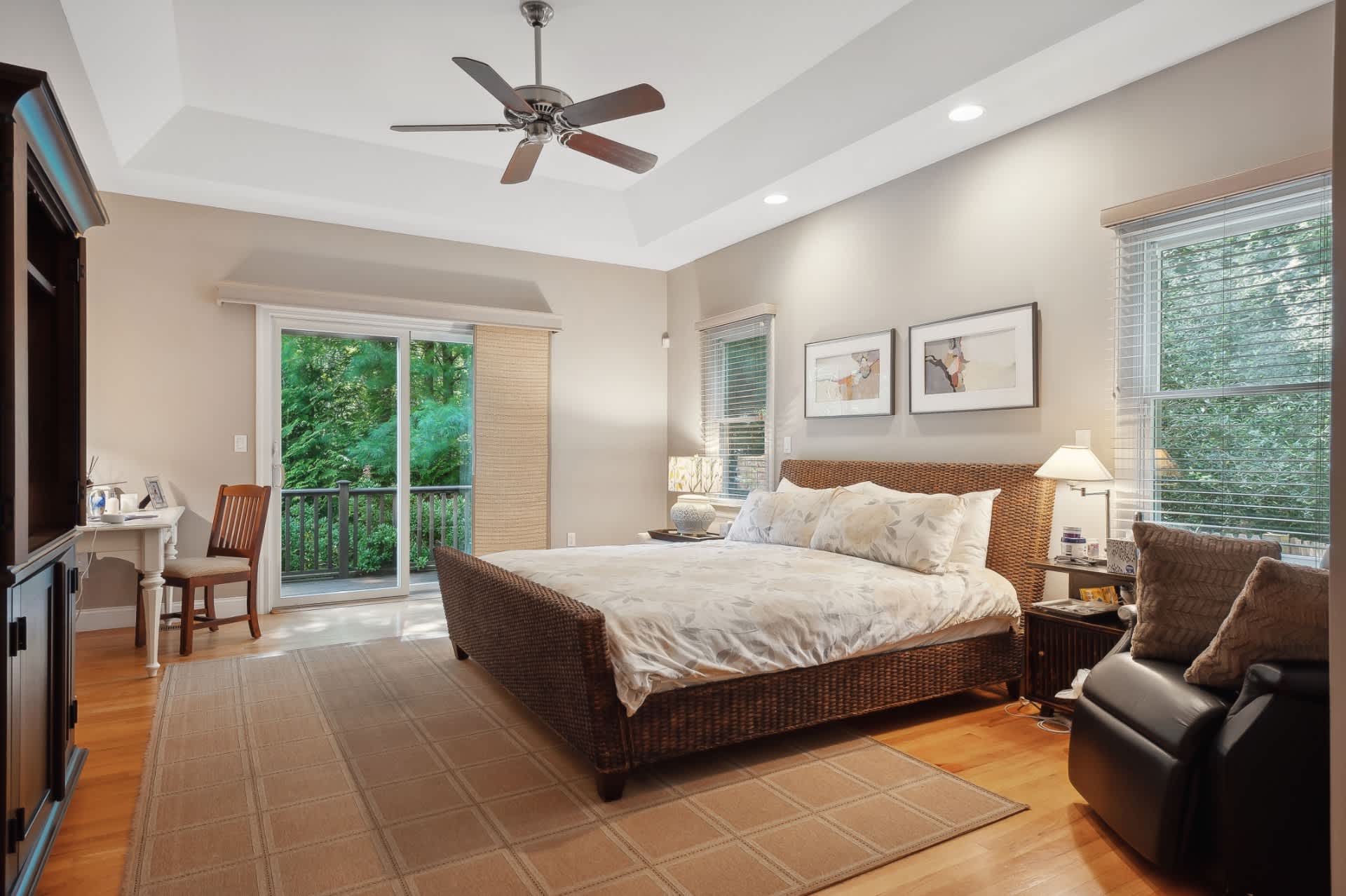 Abrahams Grove | East Hampton Springs | Private Retreat with Heated Pool photo 14